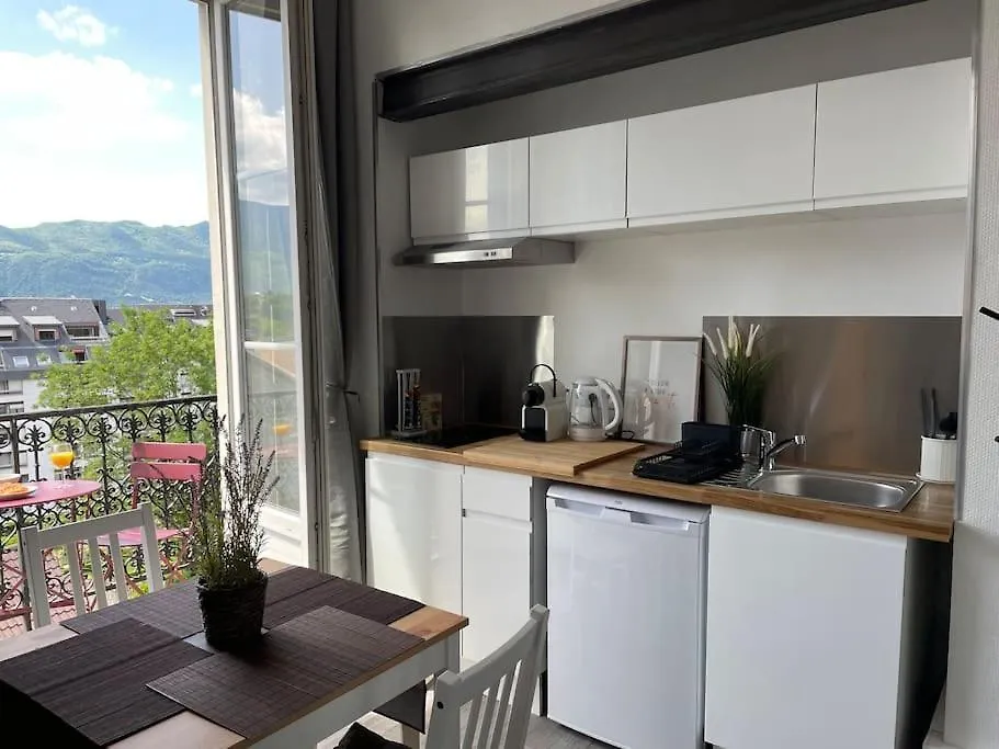 Appartamento Studio Cosy, Hyper Centre D'Aix, Vue Montagnes, Proche Thermes Aix-les-Bains
